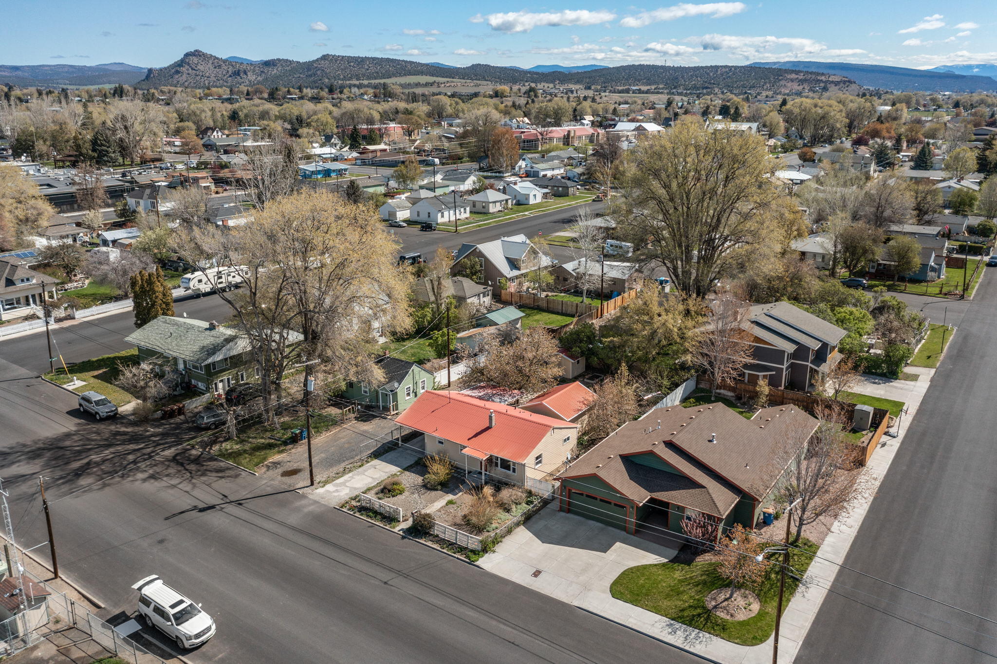 Oregon + Western - Residential