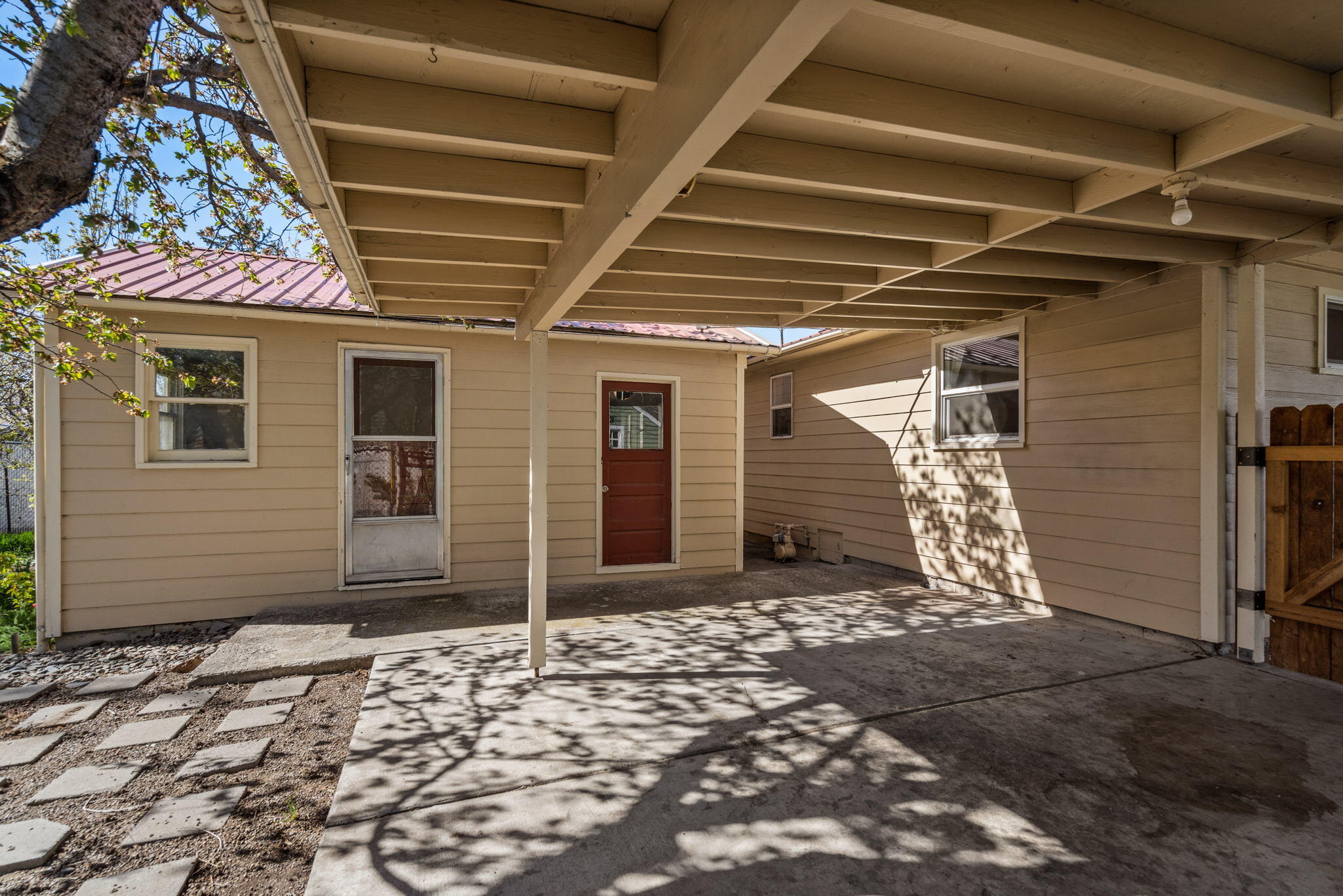 Oregon + Western - Residential