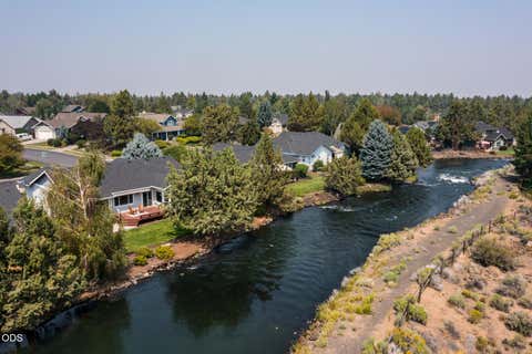 Tiny photo for 63364 NE Brightwater Drive, Bend, OR 97701 (MLS # 220226716)