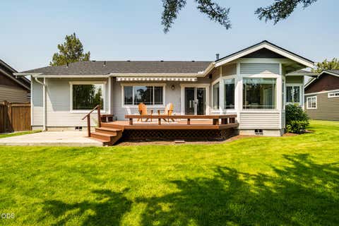 Tiny photo for 63364 NE Brightwater Drive, Bend, OR 97701 (MLS # 220226716)