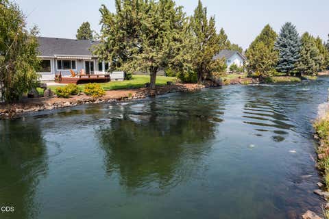 Tiny photo for 63364 NE Brightwater Drive, Bend, OR 97701 (MLS # 220226716)