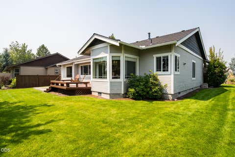 Tiny photo for 63364 NE Brightwater Drive, Bend, OR 97701 (MLS # 220226716)