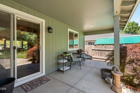 Tiny photo for 1443 Elaine Way, Medford, OR 97501 (MLS # 220223448)