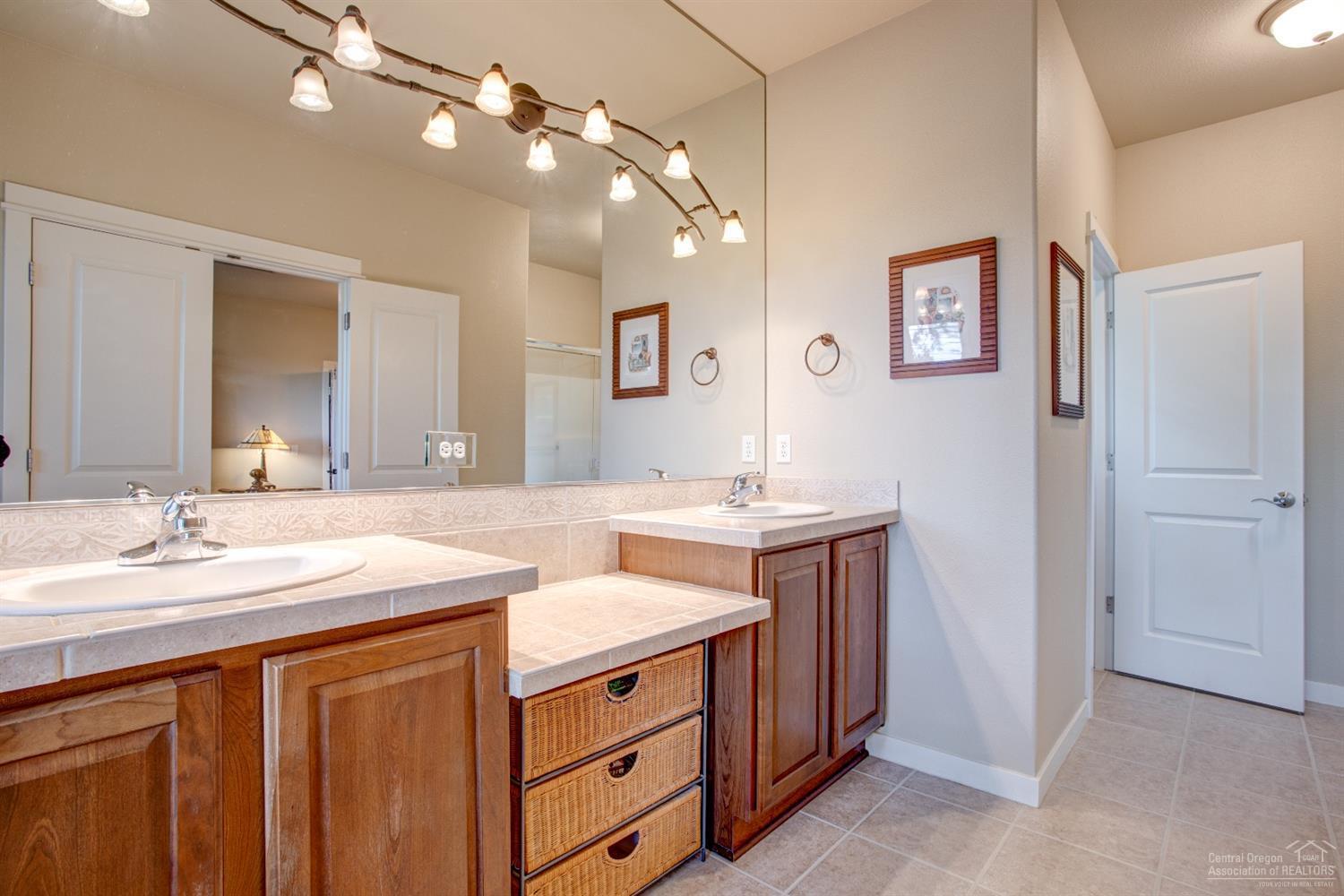 River Canyon Estates - Residential