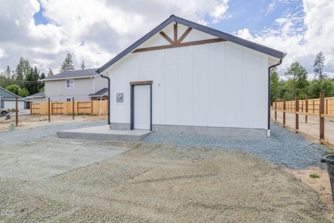 Tiny photo for 2716 Denton Trail, Grants Pass, OR 97527 (MLS # 220224390)