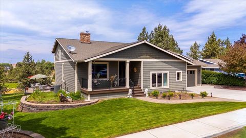 1725 SW Parkway Drive Redmond OR 97756