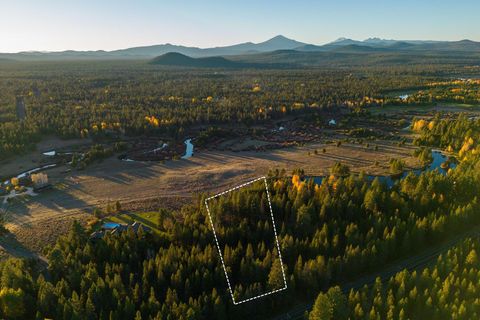 Tiny photo for 56053 School House Road, Bend, OR 97707 (MLS # 220174073)