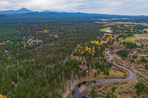 Tiny photo for 56053 School House Road, Bend, OR 97707 (MLS # 220174073)
