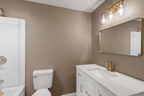Tiny photo for 2417 Flanders Street, White City, OR 97503 (MLS # 220222961)