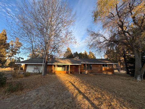 22820 Bear Creek Road Bend OR 97701