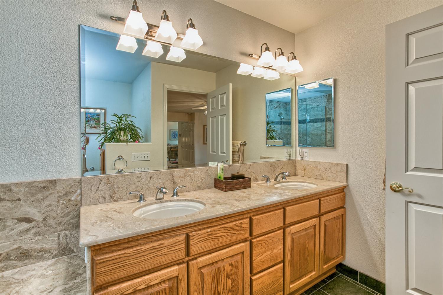 Country Hills Estates - Residential