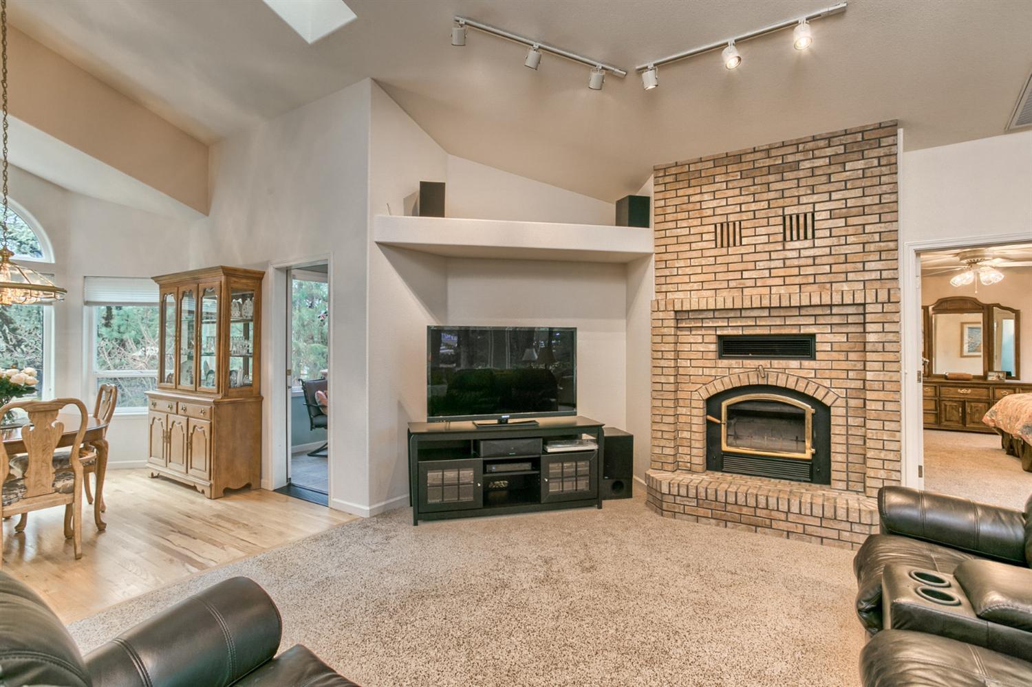 Country Hills Estates - Residential