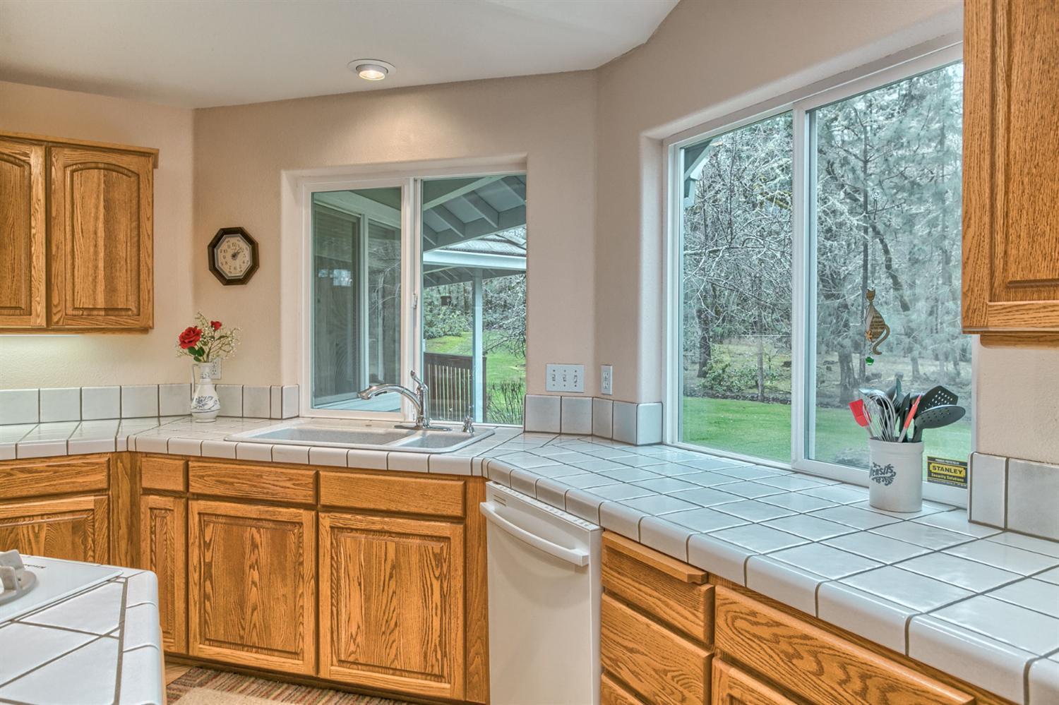 Country Hills Estates - Residential