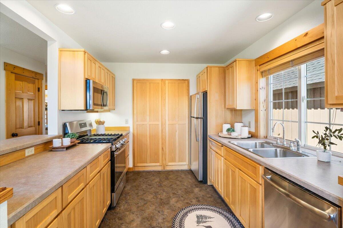 Eagle Crest - Residential