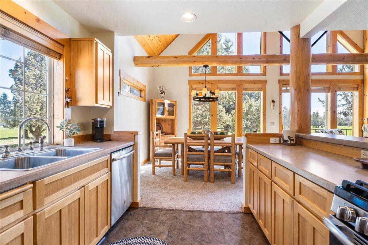 Eagle Crest - Residential