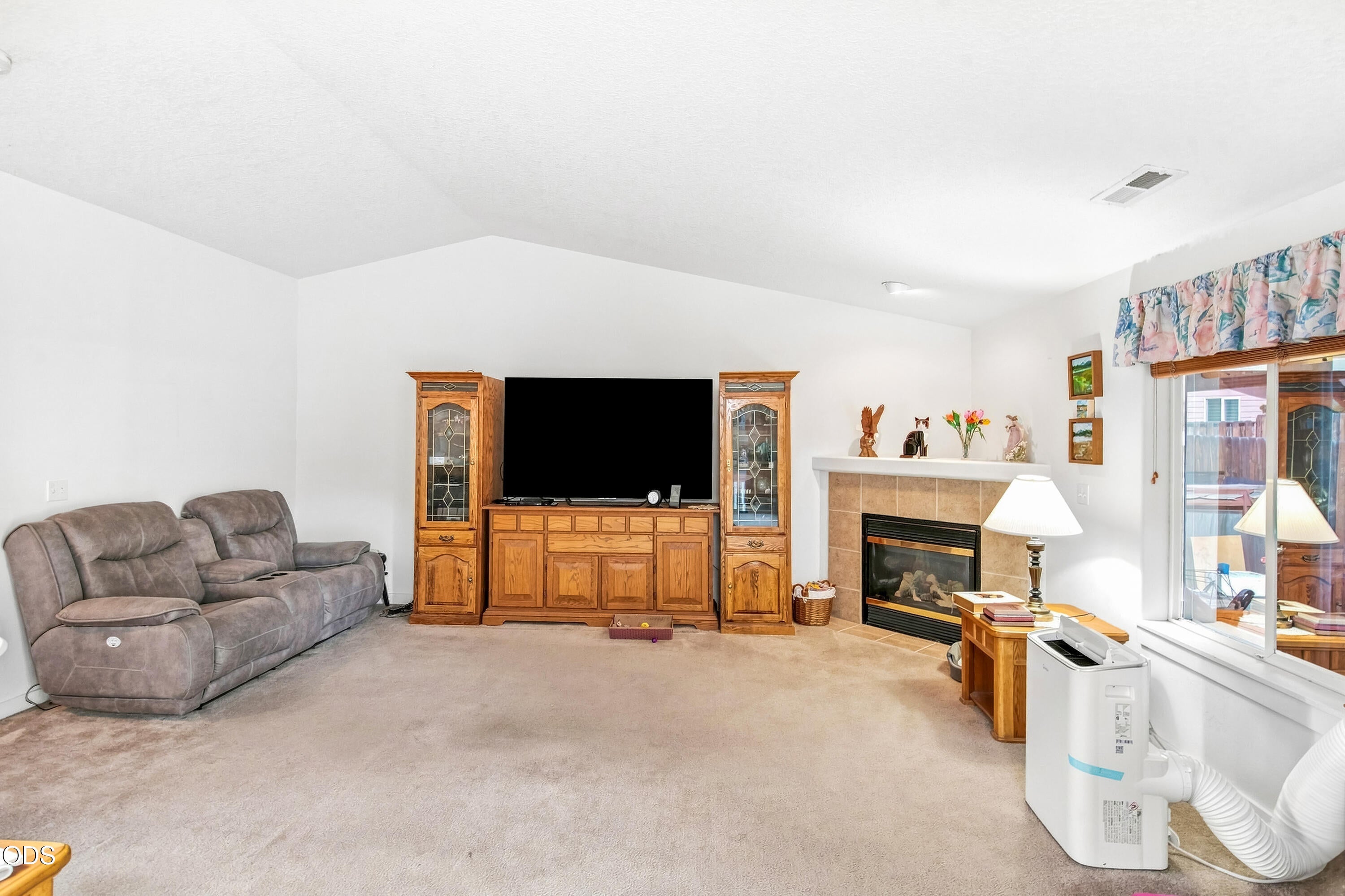 2227 SW Newberry Court
