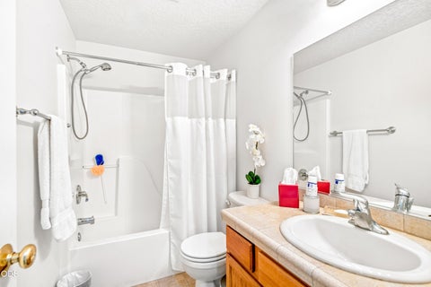 Tiny photo for 2227 SW Newberry Court, Redmond, OR 97756 (MLS # 220227451)