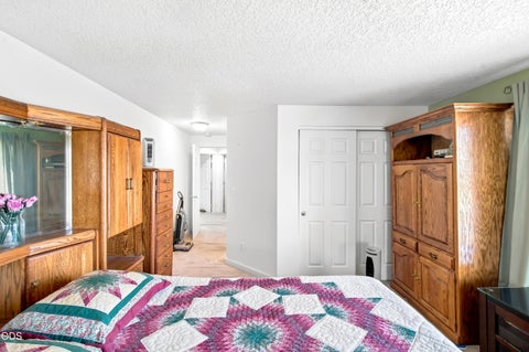 Tiny photo for 2227 SW Newberry Court, Redmond, OR 97756 (MLS # 220227451)
