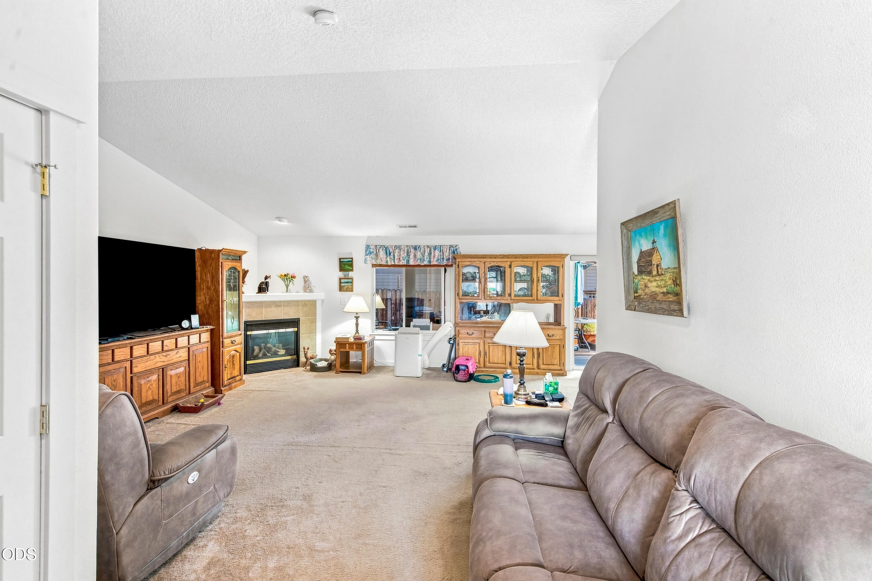 2227 SW Newberry Court