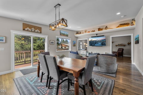 Tiny photo for 16732 Contorta Place, La Pine, OR 97739 (MLS # 220226095)