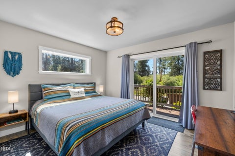 Tiny photo for 16732 Contorta Place, La Pine, OR 97739 (MLS # 220226095)