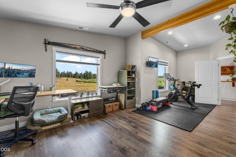 Tiny photo for 16732 Contorta Place, La Pine, OR 97739 (MLS # 220226095)