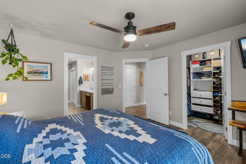 Tiny photo for 16732 Contorta Place, La Pine, OR 97739 (MLS # 220226095)