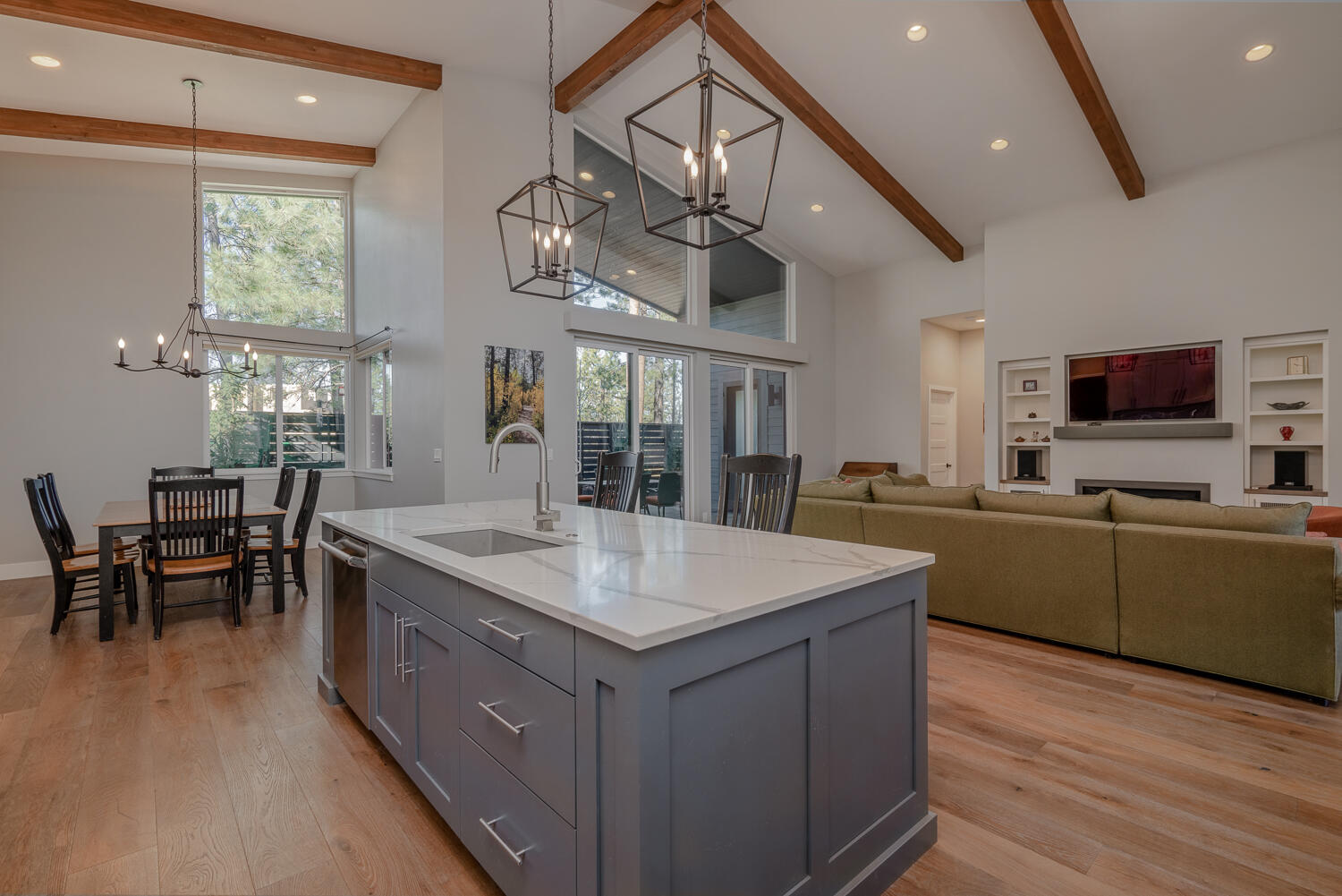 Three Pines Ridge - Residential