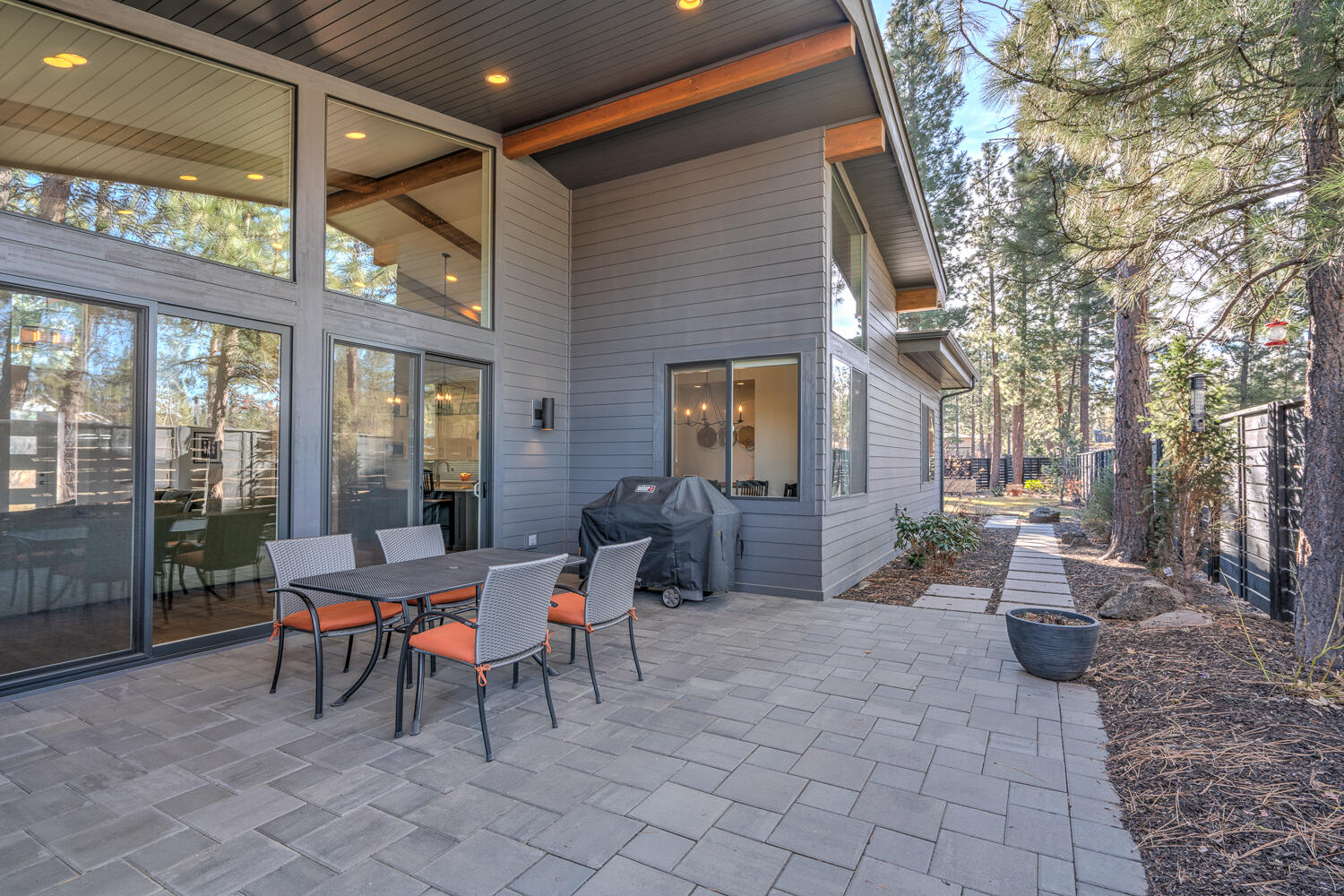 Three Pines Ridge - Residential