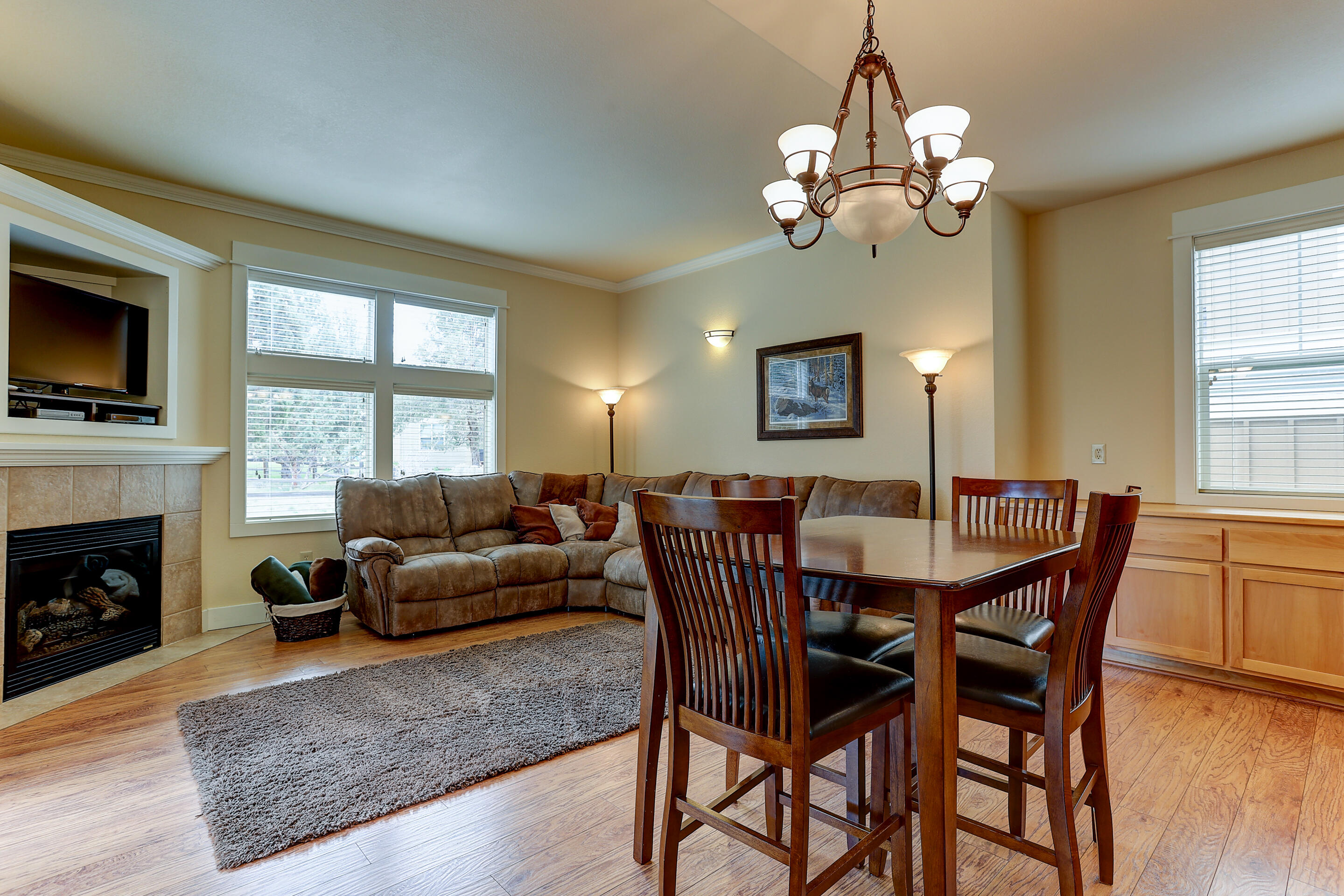 Eagle Crest - Residential