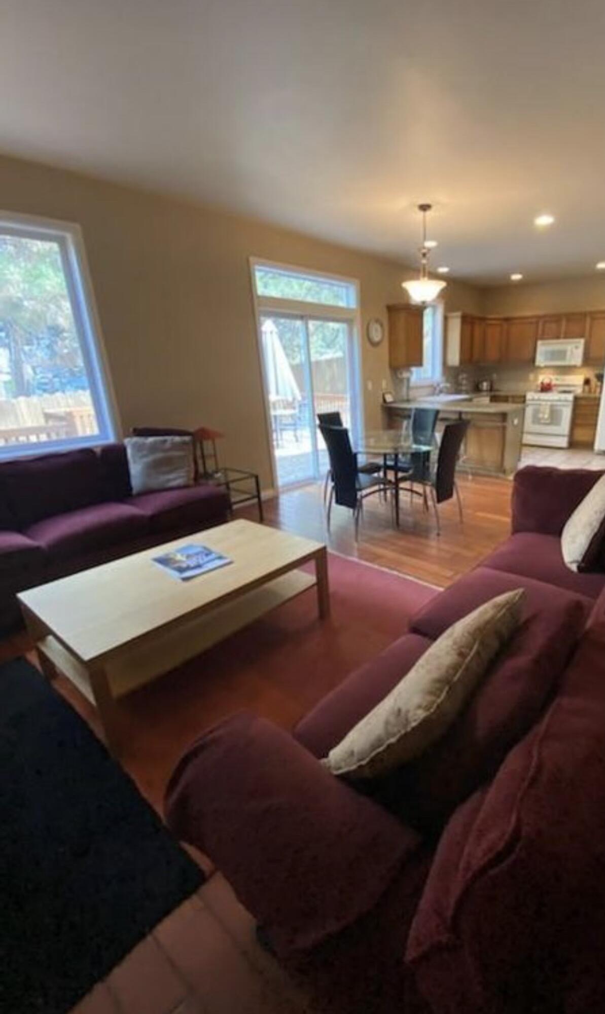 61192 SW Tall Timber Court