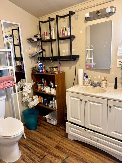 Tiny photo for 2237 Wantland Avenue, Klamath Falls, OR 97601 (MLS # 220215434)