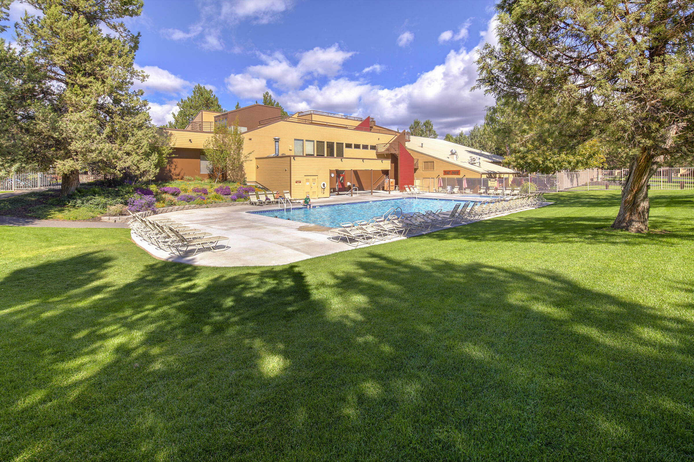 Eagle Crest - Residential