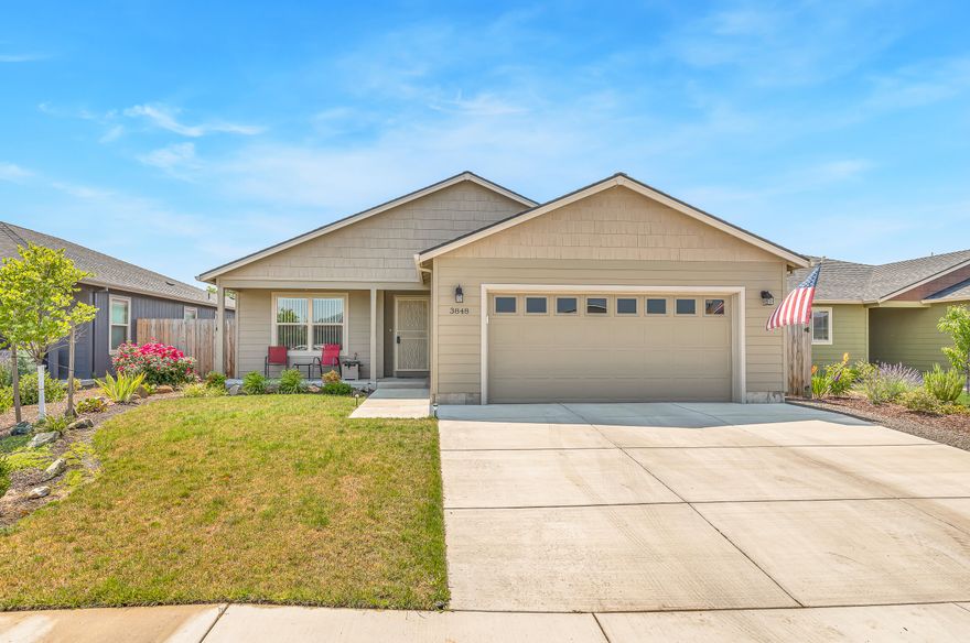 Open House Saturday August 6th from 11-1, come and see this wonderful home!!! Also new and improved price!!! Immaculately Maintained home built in 2020 and price to sell! This home has been meticulously maintained, granite counter tops with Kitchen Island, stainless steel
appliances, soft close cabinets and hidden garbage in kitchen island. Over sized Master suite with double sink vanity in Master and walk in closet. Laundry room with Cabinetry and drying bar.Garage feels like it has barely been used, also door to access the
outside from garage. Outside is maintained by a professional landscaper and privacy foliage planted in back. Privacy screens on patio staying. Refrigerator and washer
and dryer will be left with right offer.