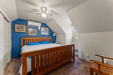 Tiny photo for 533 NW D Street, Grants Pass, OR 97526 (MLS # 220223528)