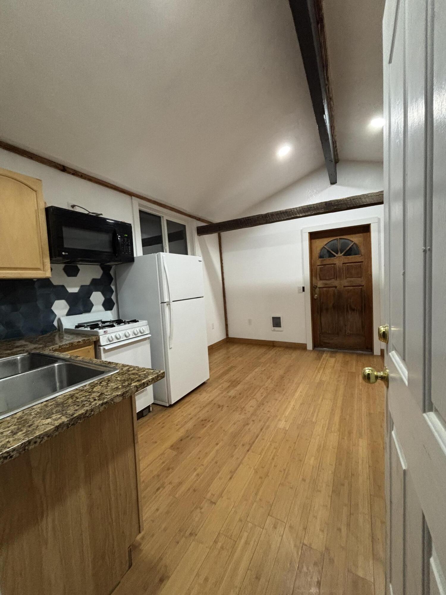 Crescent - Residential