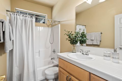 Tiny photo for 61719 Bridge Creek Loop, Bend, OR 97702 (MLS # 220216991)