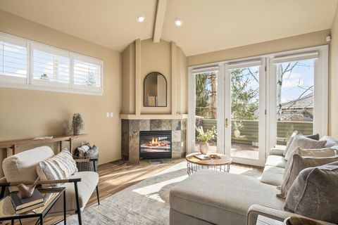 Tiny photo for 61719 Bridge Creek Loop, Bend, OR 97702 (MLS # 220216991)