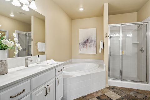 Tiny photo for 61719 Bridge Creek Loop, Bend, OR 97702 (MLS # 220216991)