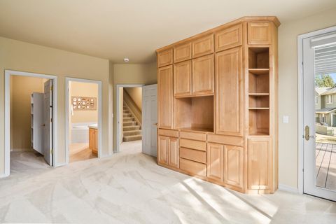 Tiny photo for 61719 Bridge Creek Loop, Bend, OR 97702 (MLS # 220216991)