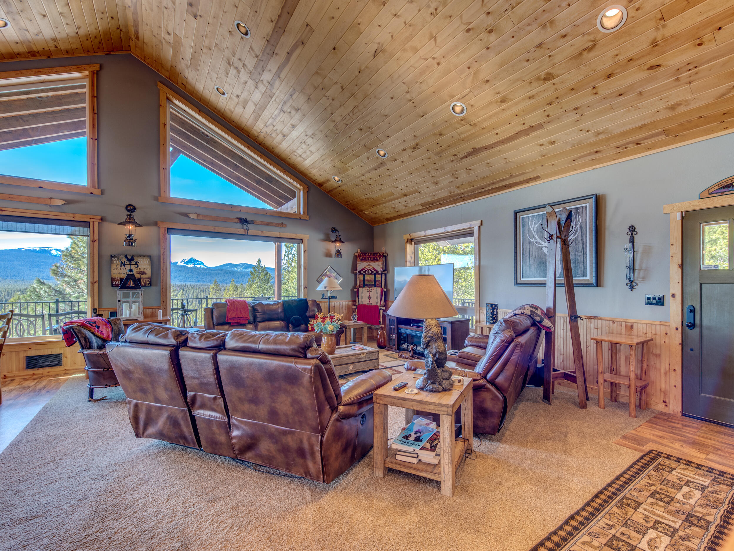 Diamond Peaks - Residential