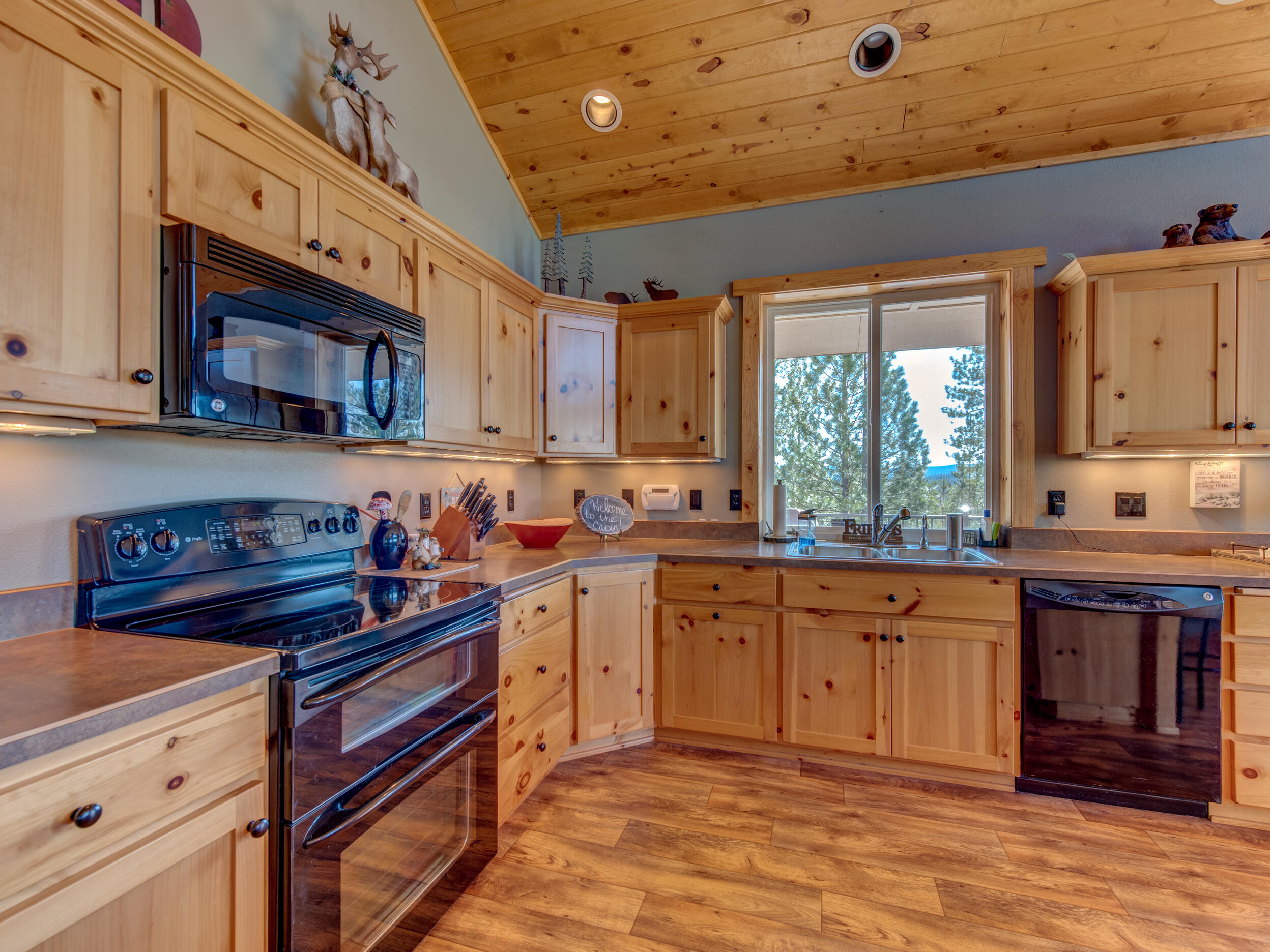 Diamond Peaks - Residential