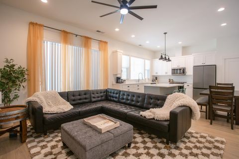 Tiny photo for 202 Bogey Lane, Eagle Point, OR 97524 (MLS # 220219460)