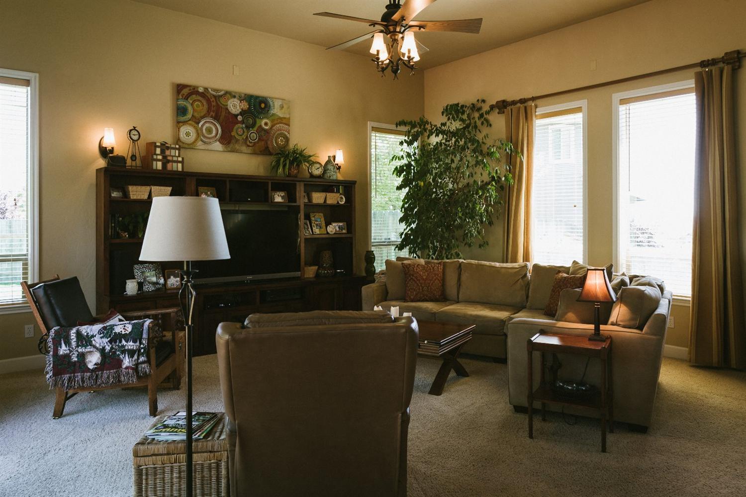 Sierra Heights - Residential