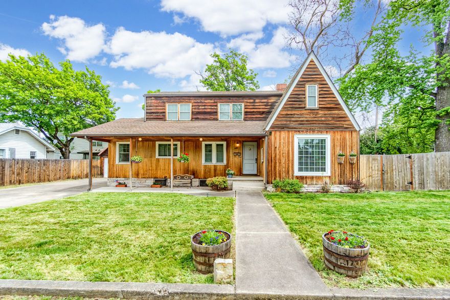 Owner Carry Available - rare opportunity in East Medford!
Looking for space, flexibility, and investment potential? This 3,414 sq. ft. home on two tax lots (.38 acres total) offers endless possibilities. With 5 bedrooms, 3 baths, two full kitchens, and a finished basement, it's perfectly suited for multigenerational living or creating separate rental units.
A detached two-car garage and a tiny home add extra value—think office, studio, or additional storage. The spacious fenced backyard is ideal for gardening, entertaining, or even future expansion.
Tucked in a prime East Medford location, you're just minutes from hospitals, shopping, dining, coffee shops, wineries, and the weekly farmers market.
Owner carry terms make this an even more attractive option—come see the potential for yourself!