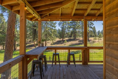 Tiny photo for 23125 Sprague River Road, Sprague River, OR 97639 (MLS # 220224306)