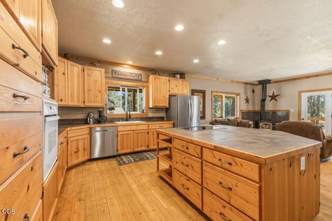 Tiny photo for 23125 Sprague River Road, Sprague River, OR 97639 (MLS # 220224306)