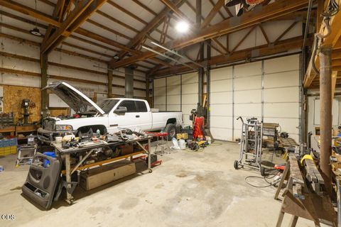 Tiny photo for 23125 Sprague River Road, Sprague River, OR 97639 (MLS # 220224306)