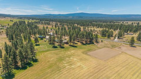 Tiny photo for 23125 Sprague River Road, Sprague River, OR 97639 (MLS # 220224306)