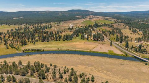 Tiny photo for 23125 Sprague River Road, Sprague River, OR 97639 (MLS # 220224306)